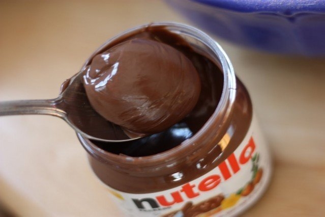 DUYDUKLARINIZA İNANAMAYACAKSINIZ! SOFRADA YEDİĞİNİZ NUTELLA ASLINDA.. galerisi resim 3