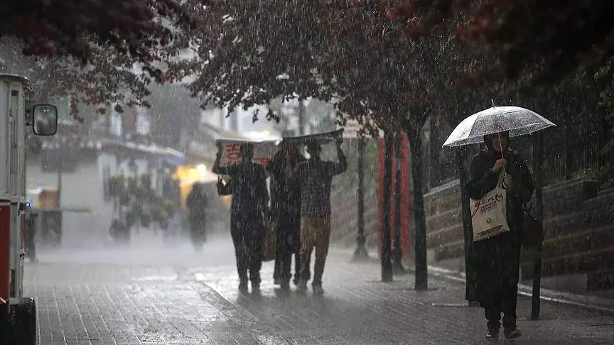 Meteorolojiden sağanak yağış ve toz taşınımı uyarısı! galerisi resim 2