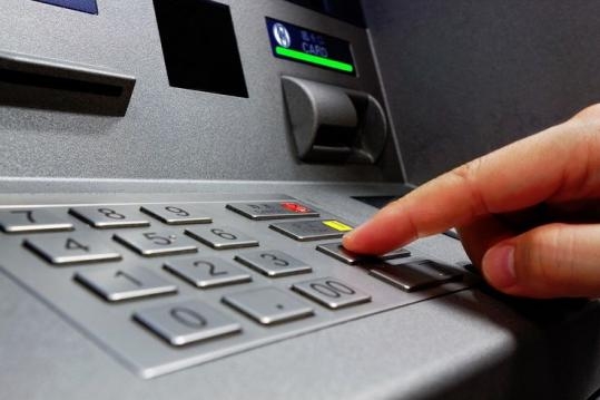 ATM Kullanacak Herkes Bu Uyarı İle Karşılaşacak! galerisi resim 2