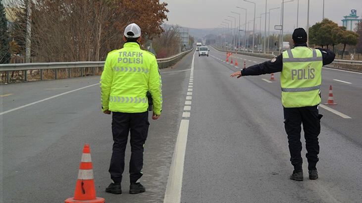 Alkollü vaziyette araç kullanırken yakalanan başhekim hakkında soruşturm galerisi resim 2