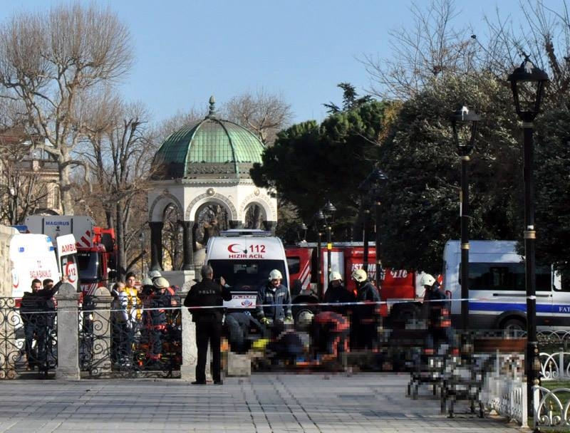 SON DAKİKA...! SULTANAHMET'TE PATLAMA...! İŞTE ÖLÜ VE YARALI SAYISI galerisi resim 6