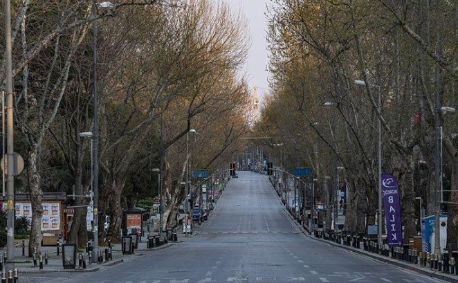 81 İlde SoKAğa Çıkma Yasağı Var Az Önce Açıklandı galerisi resim 2