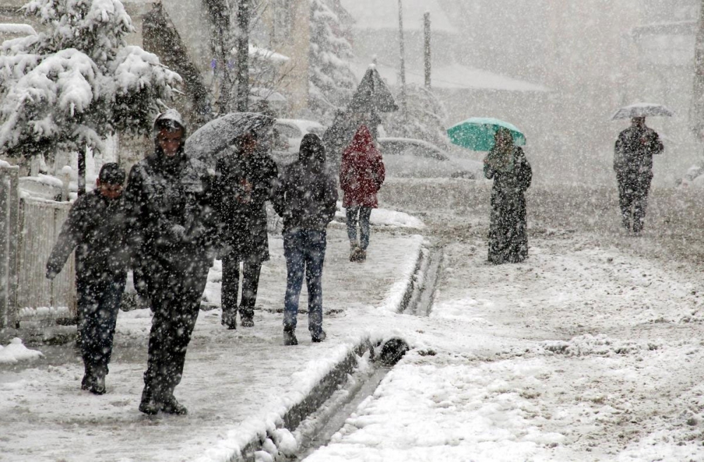 BİTTİ SANMAYIN TEKRAR DONACAĞIZ! METEOROLOJİ TARİH VERDİ! galerisi resim 8