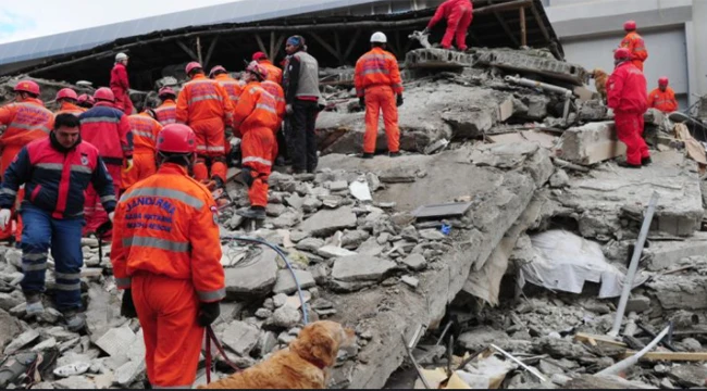 İstanbul Depreminin Tarihini Verdi galerisi resim 3