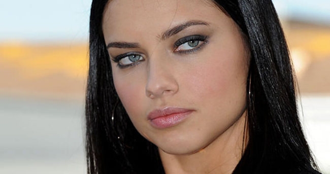 Adriana Lima’dan Ankara Mesajı galerisi resim 2