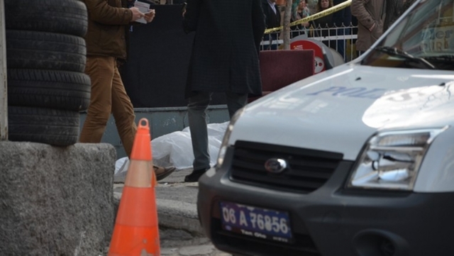 Son Dakika Başkentte Silahlı Saldırı: 1'i Polis 2 Ölü galerisi resim 3