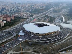 Dev Derbi Öncesi TT Arena'da Bomba Alarmı...!