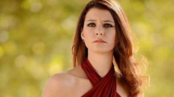 Beren Saat'in gizlediği gerçek ortaya çıktı! galerisi resim 5