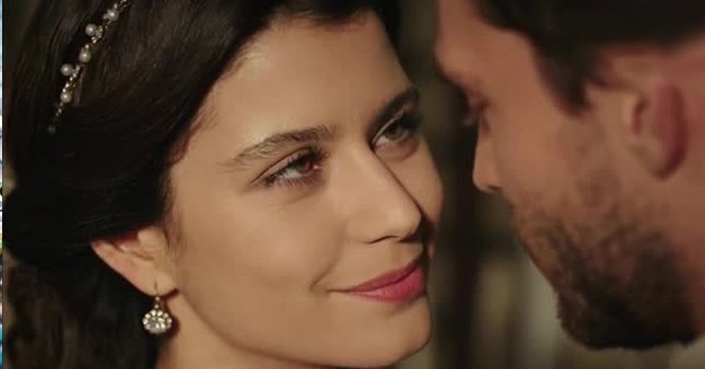 Beren Saat'in gizlediği gerçek ortaya çıktı! galerisi resim 7