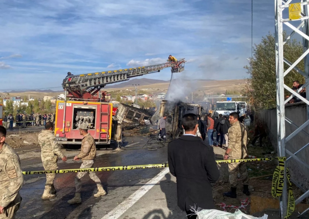 Ağrı'da Otobüs galerisi resim 4