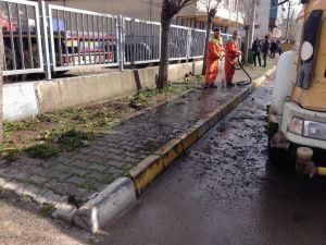 Körfez Belediyesi Temizlik Seferberliğini Sürdürüyor