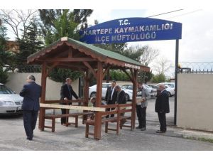 Kartepe Belediyesi’nden Müftülüğe Kamelya