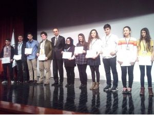 Gediz Selçuklu Mesleki Ve Teknik Anadolu Lisesi Bölge Birincisi