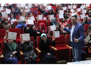 Yönetmen Yıldız: “Gençlik İçinde Büyük Bir Cevher Barındırıyor”