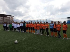 Koç Ortaokulu Kız Futbol Takımı İl Birincisi Oldu