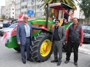 Erdemli Ziraat Odası’na Yeni Traktör