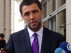 Hakan Şükür Bağımsız Adaylık İçin Başvuruda Bulundu