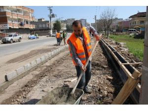 Bağlar Belediyesi’nde Parke Ve Kaldırım Çalışmalarına Başlandı