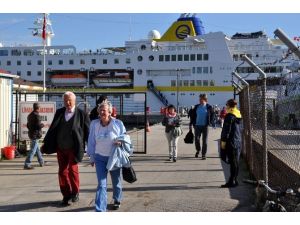 Yılın İlk Turist Gemisi “Hamburg” Mudanya’da