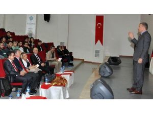 NEÜ’de “Bir Turizmcinin Başarı Hikayesi” Konferansı Düzenlendi