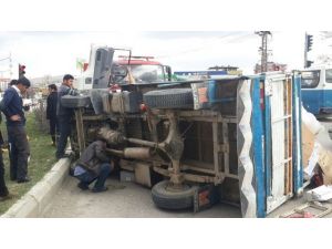 Van’da Trafik Kazası; 1 Yaralı