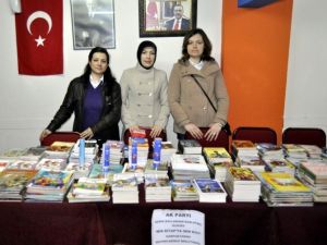 AK Kadınlardan Kitap Kampanyası