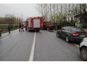 Sakarya’da Trafik Kazası: 2 Yaralı