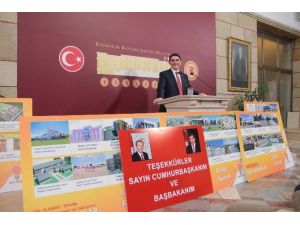 Listeye Giremeyen Vekilden Cumhurbaşkanı Ve Başbakan’a Pankartlı Teşekkür