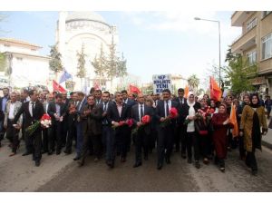 AK Partililer, Teşekkür Yürüyüşü Yaptı