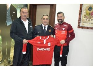 Dardanelspor’lu Yöneticilerden Emniyete Ziyaret