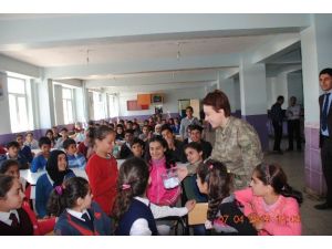 Hakkari’de Çocuk İstismarı Bilgilendirme Toplantısı