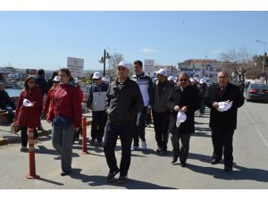 Gelibolu’da Sağlıklı Beslenme Ve Hareketli Yaşam Yürüyüşü Gerçekleştirildi