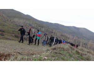 Dağa Tırmanıp Üç Dilde Polis Haftasını Kutladılar