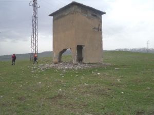 Atıl Durumdaki Trafo Merkezi Tehlike Saçıyor