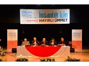 Kütahya’da ’İnsanlık İçin Hayırlı Ümmet’ Konulu Panel