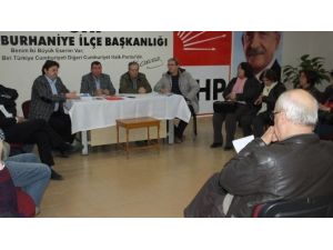 Burhaniye’de CHP’li Meclis Üyeleri Basın Toplantısı Yaptı