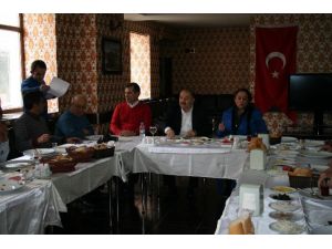 CHP Kars Milletvekili Adayları Basın İle Bir Araya Geldi