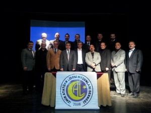 İzmir Atatürk Lisesi Mezunları Derneği Genel Kurula Gitti