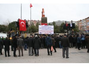 Yozgat Belediyesi Aldığı İş Makinelerini Tanıttı