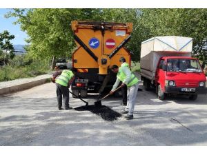 Erdemli’de Yollar Yamayla Onarılıyor