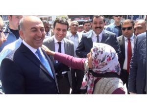 Öğretmen Annesinden Dışişleri Bakanı Çavuşoğlu’na İlginç Rica: