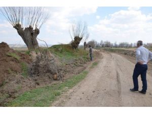 Şuhut’ta Sel Felaketinin Uğradığı Bölgelerde Yol Yapım Çalışması Başlatıldı