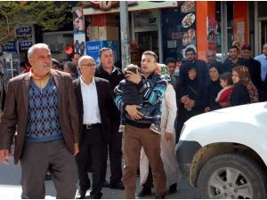 Adıyaman’da Otomobil Üç Yaşındaki Çocuğa Çarptı