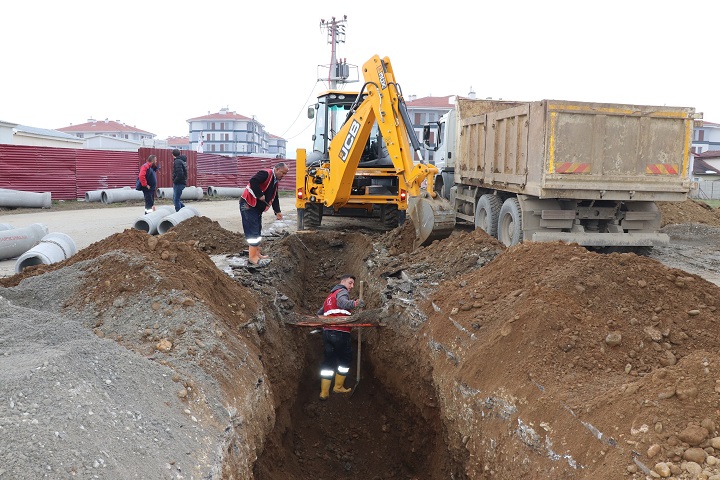 Konutların altyapısı için belediye harekete geçti