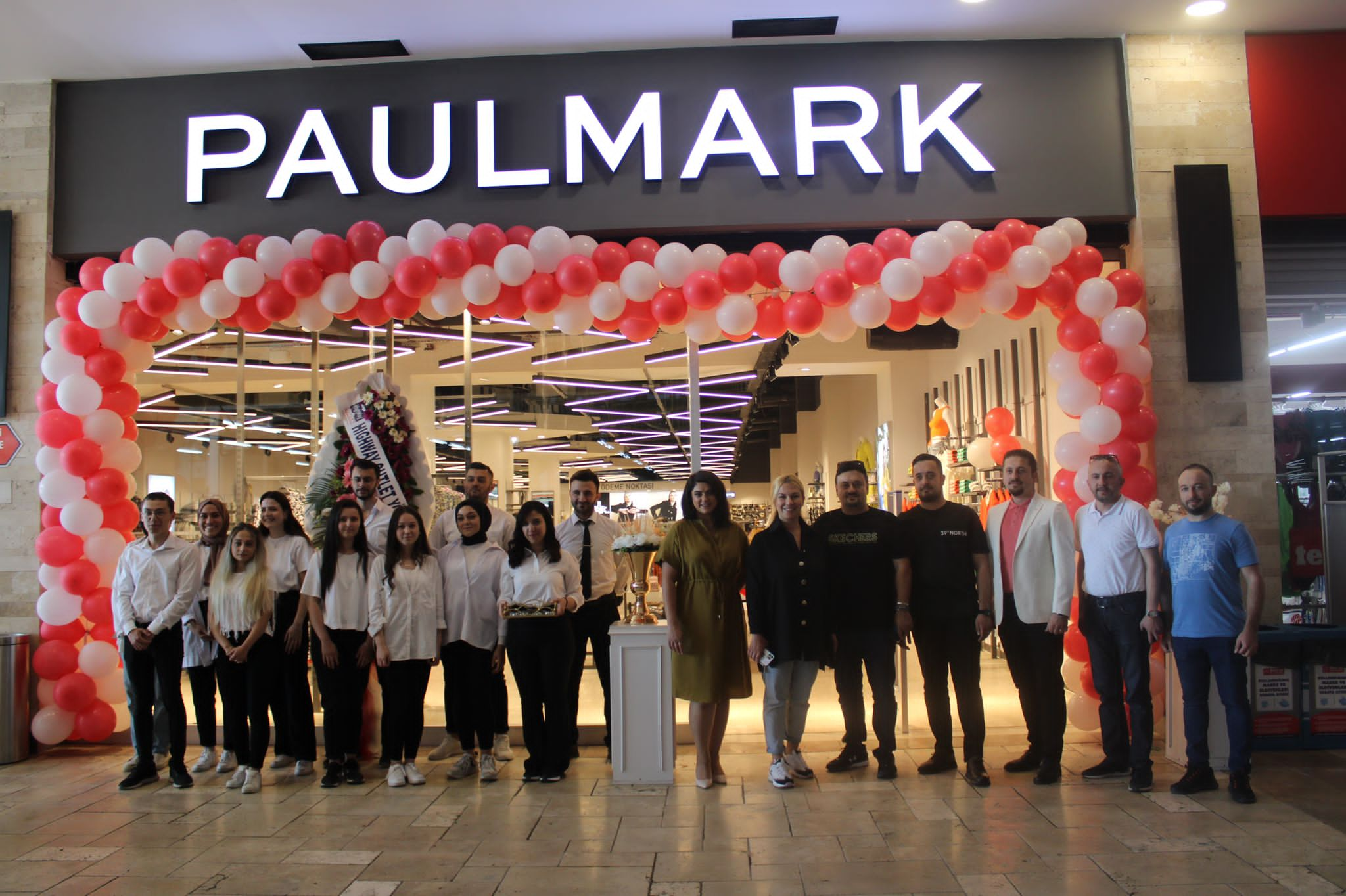 PAUL MARK HIGHWAY’DE AÇILDI!