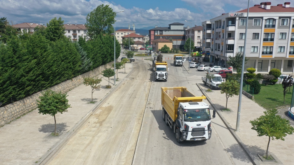 1,5 kilometrelik yol asfalta hazırlanıyor