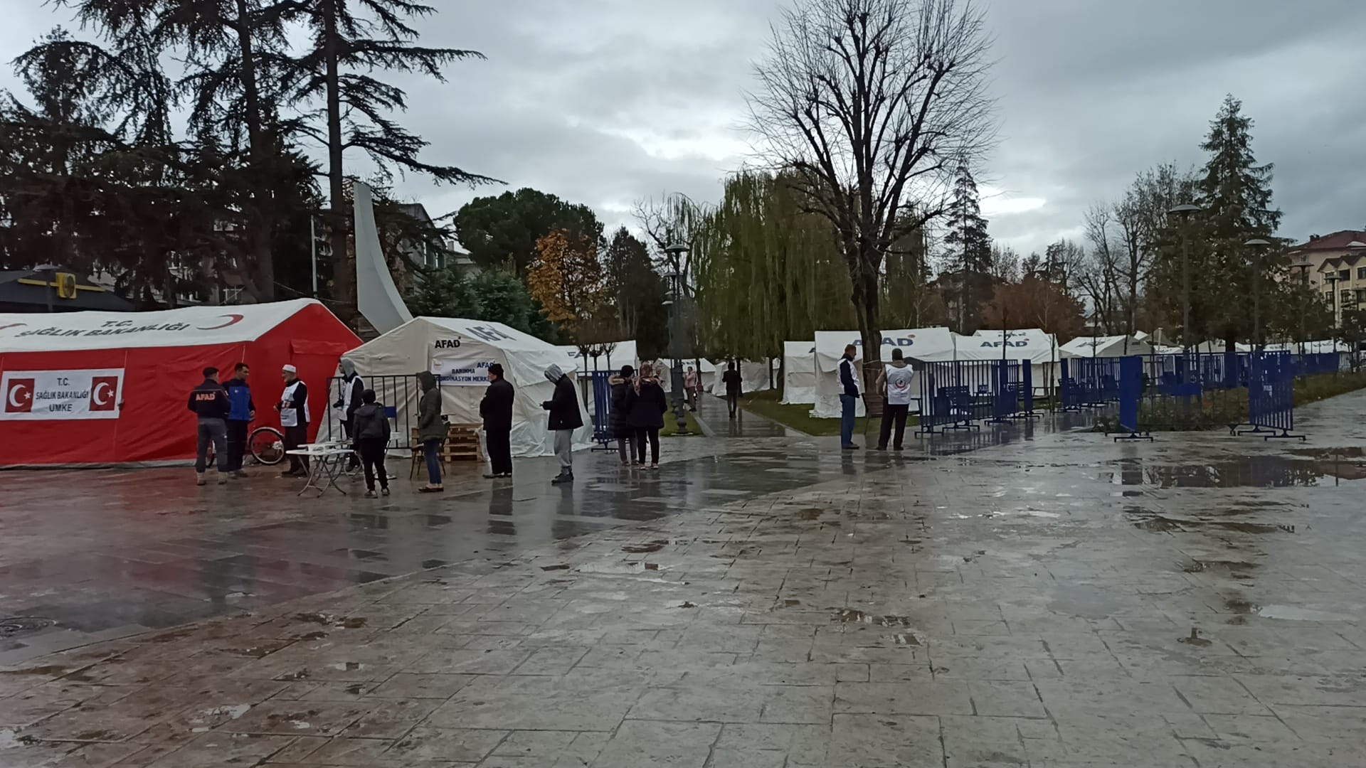 Düzce güne depremle uyandı