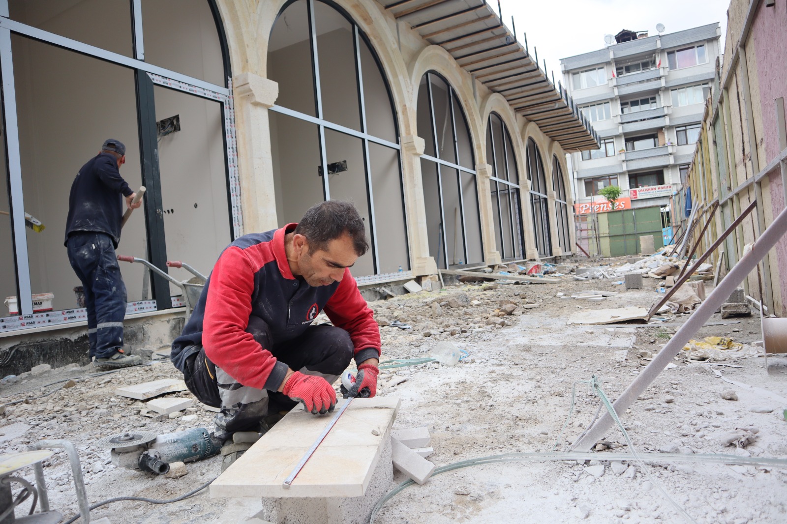 Cedidiye meydanına yakışır proje