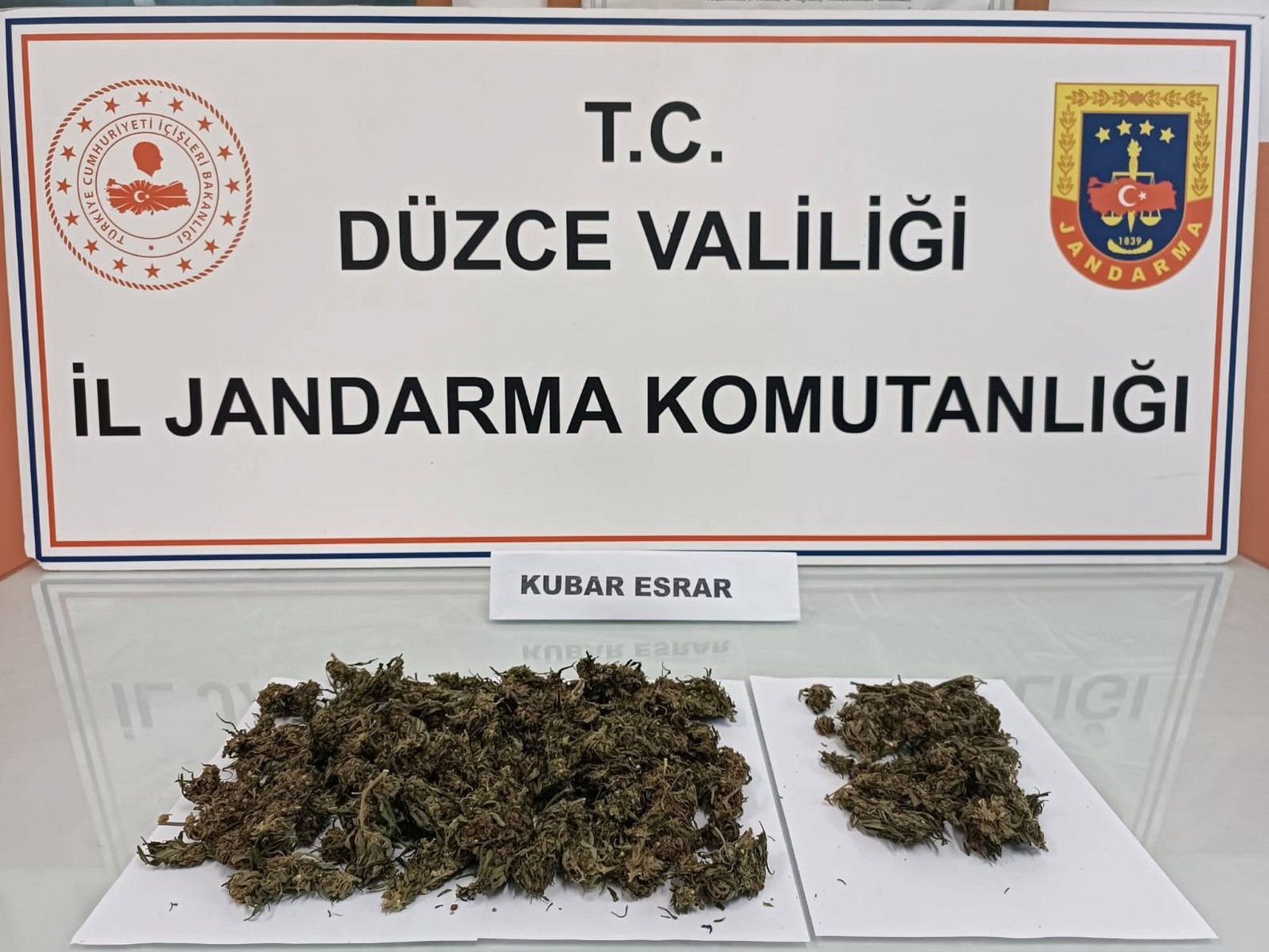 JANDARMADAN UYUŞTURUCU OPERASYONU