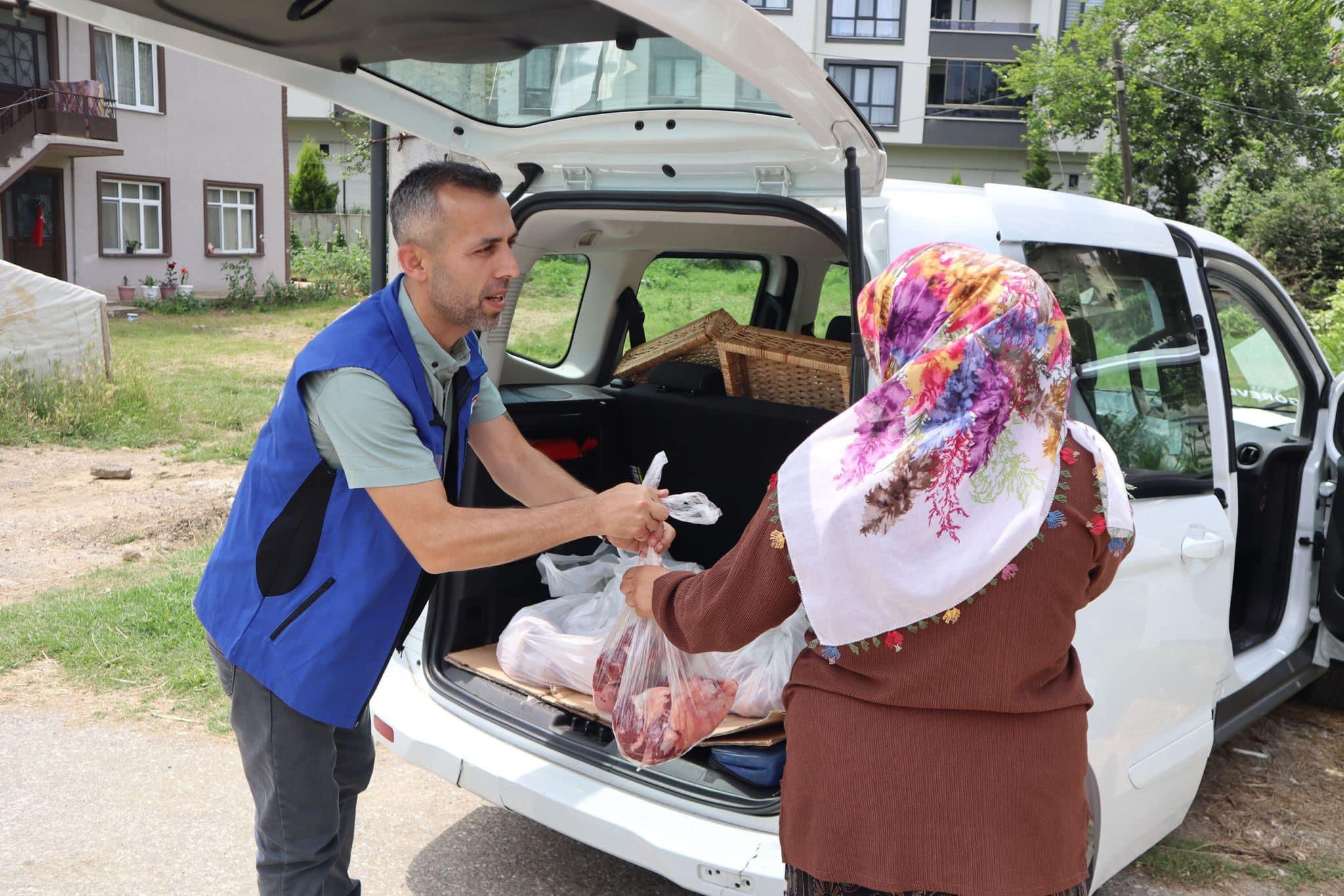 İhtiyaç Sahiplerine Belediye Ulaştıracak